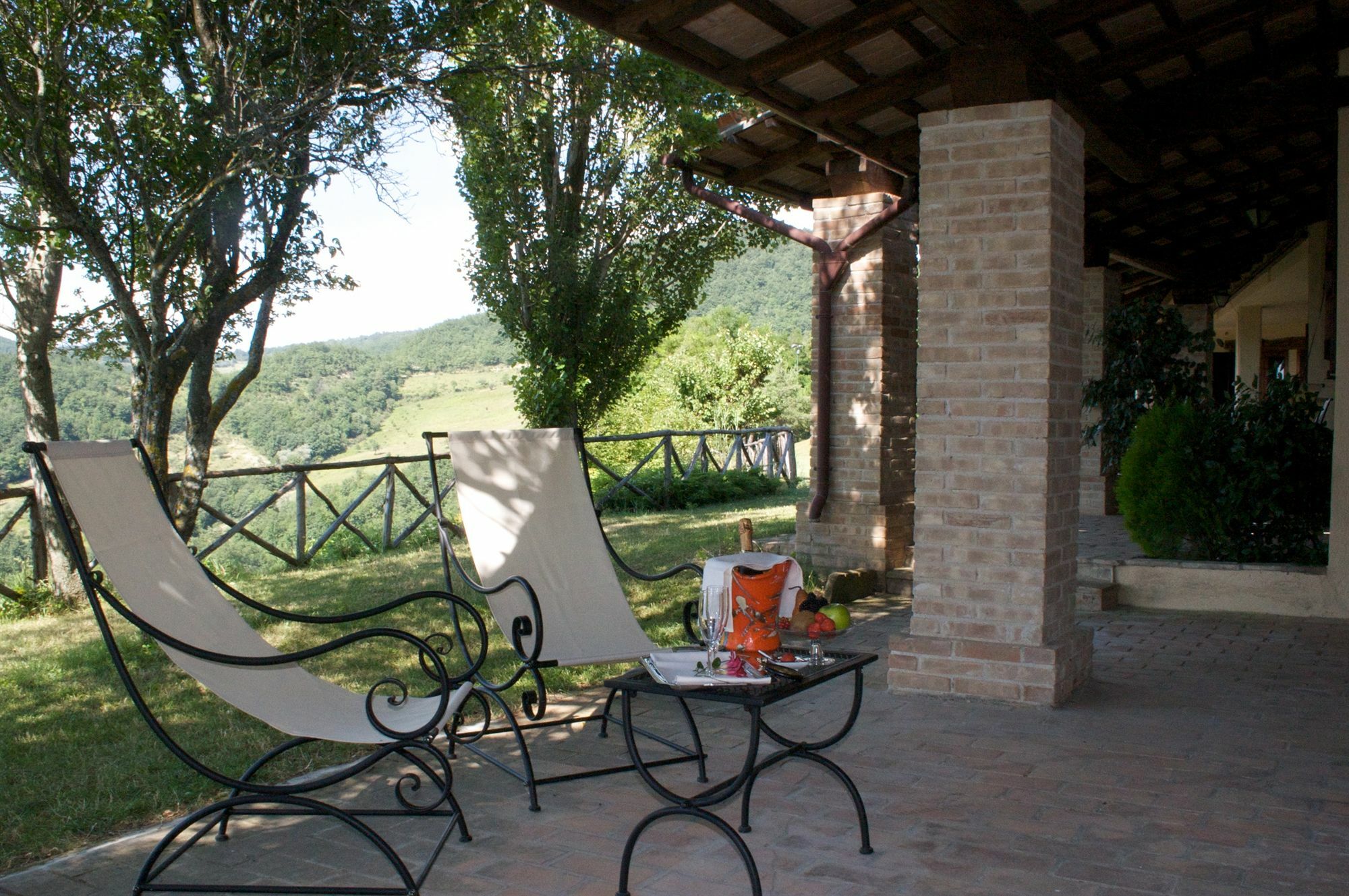 Le Silve Di Armenzano Hotell Assisi Eksteriør bilde